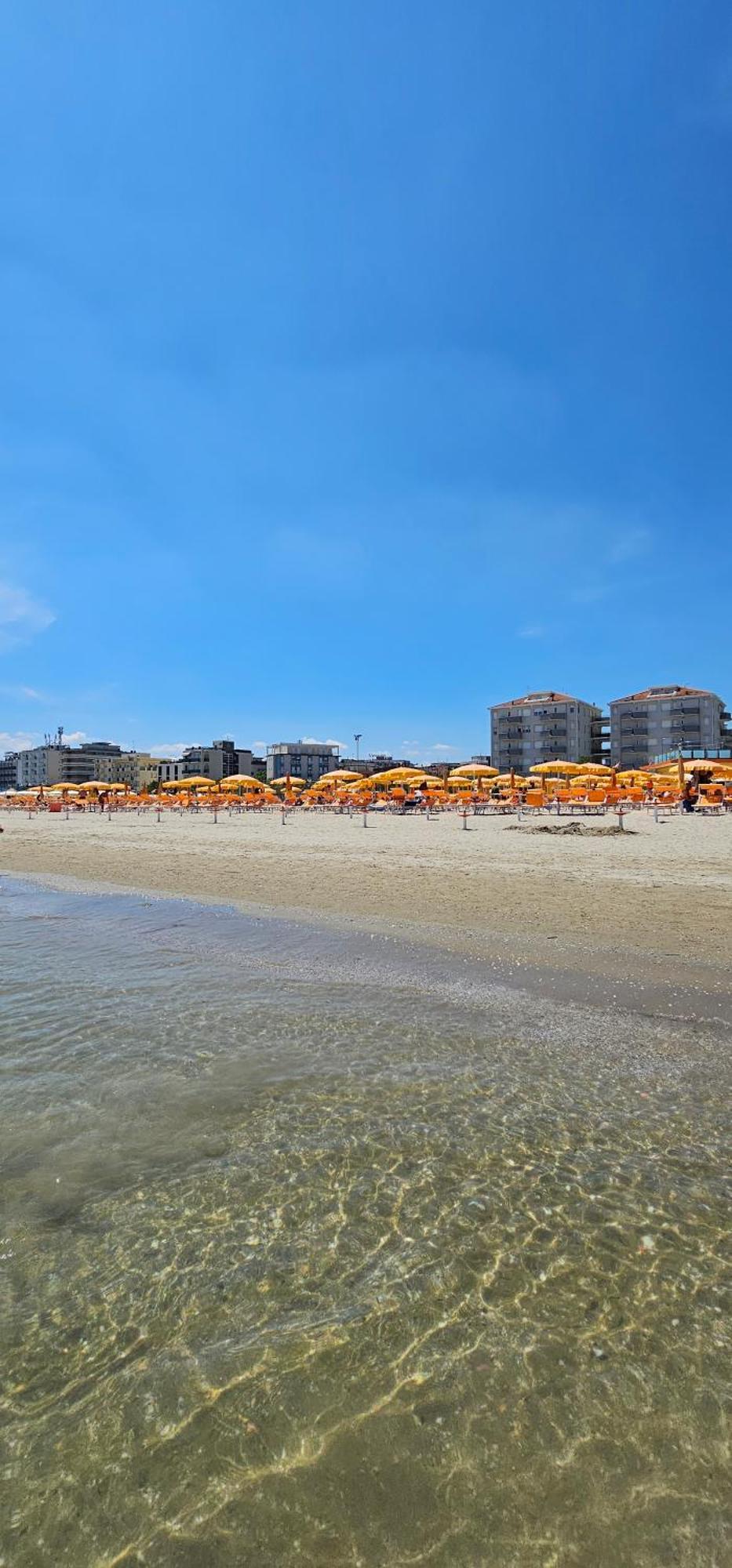 Hotel Sara*** Cesenatico Exterior foto